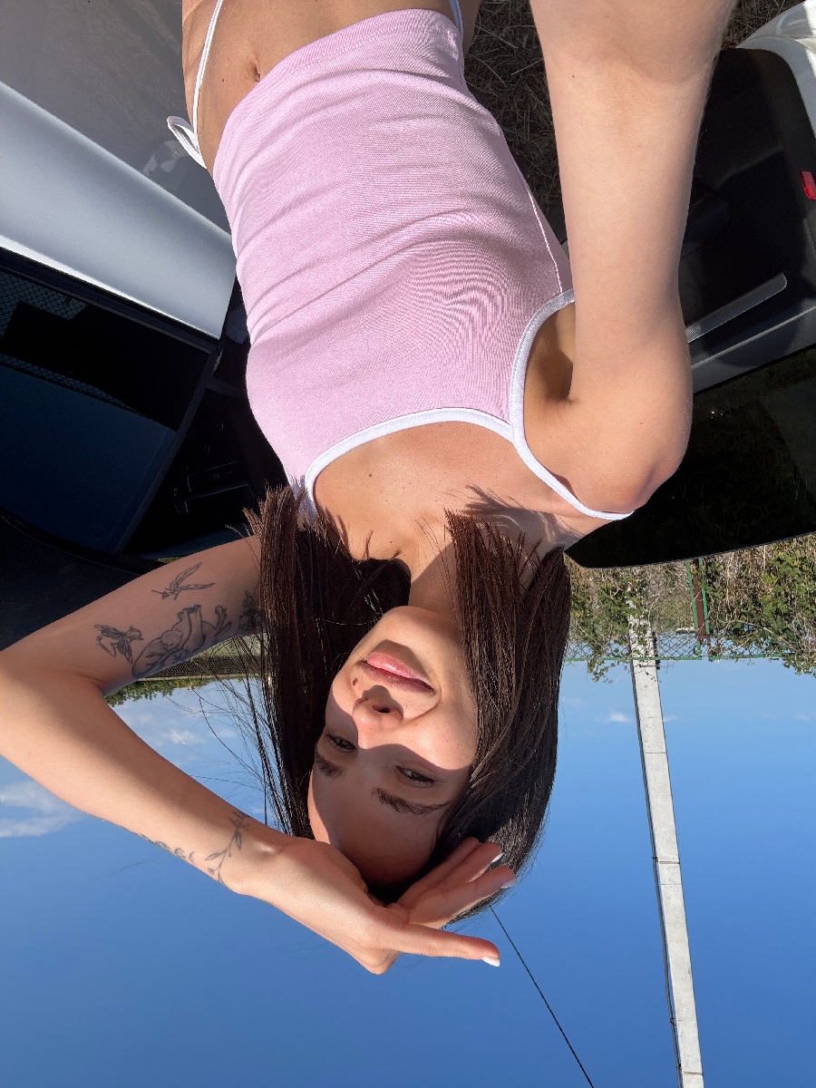 Sexy model Tina in Tunis